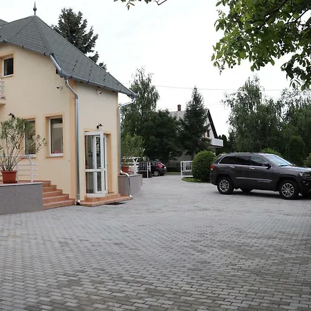 Apartment Erkel Panorama Apartman 4. Vonyarcvashegy